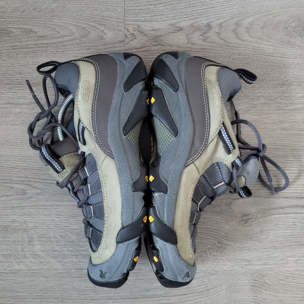 KEEN Womens Targhee Hiking Shoes Trail Sneakers‎ Size 7 Gorpcore Camping Durable